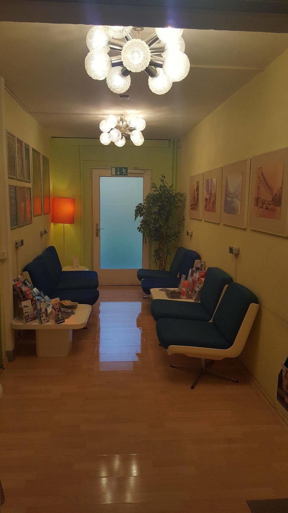 Ostel - Ddr Hostel *